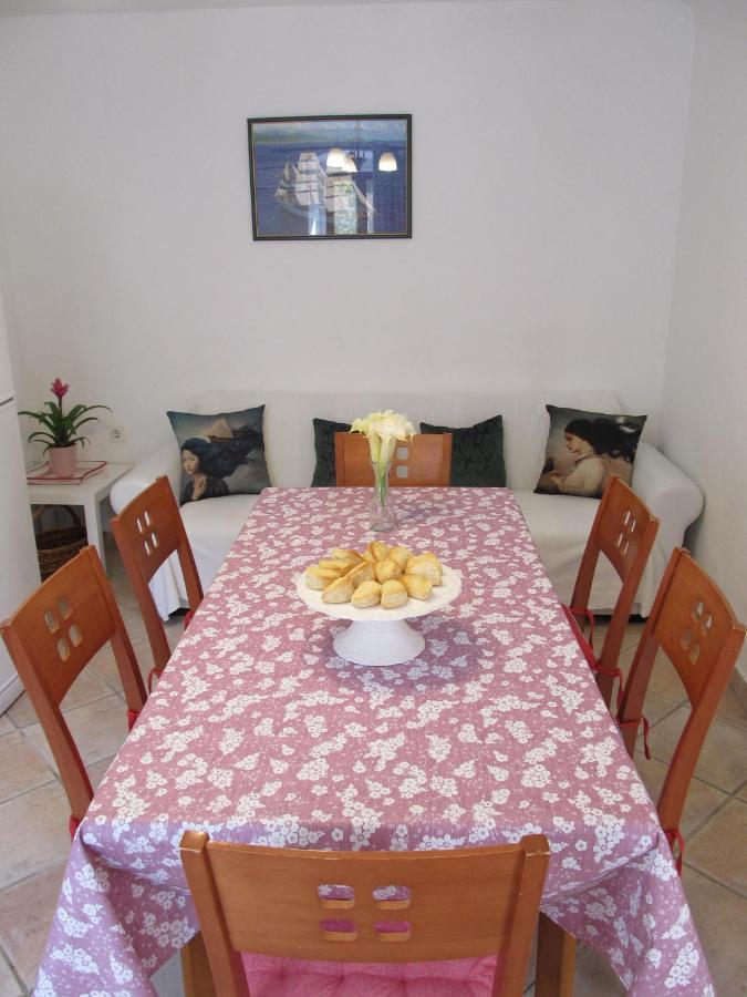 Apartments Anita Lussingrande Esterno foto